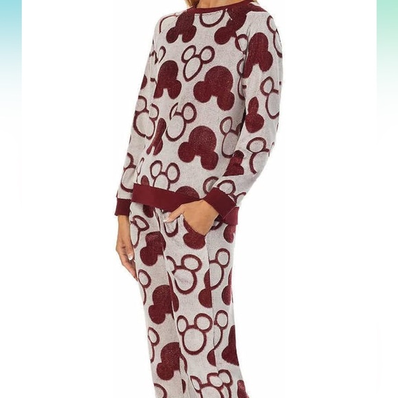 Disney Mickey Lounge Set Large PJs - Picture 2 of 16